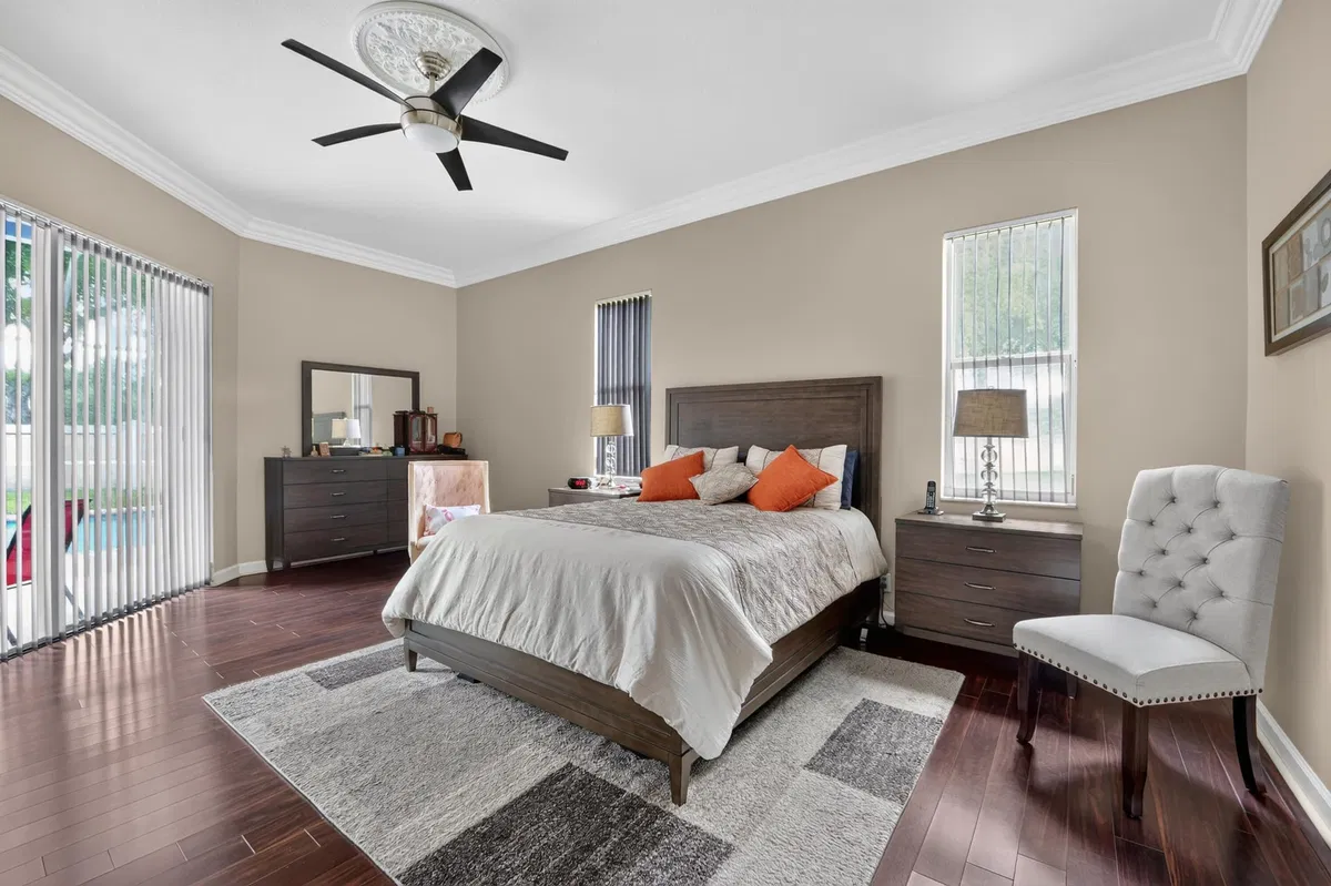 Residence photo 28
