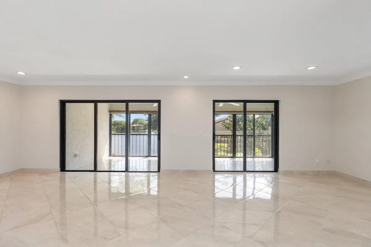 Boca Lago Country Club Homes Unit L photo 4
