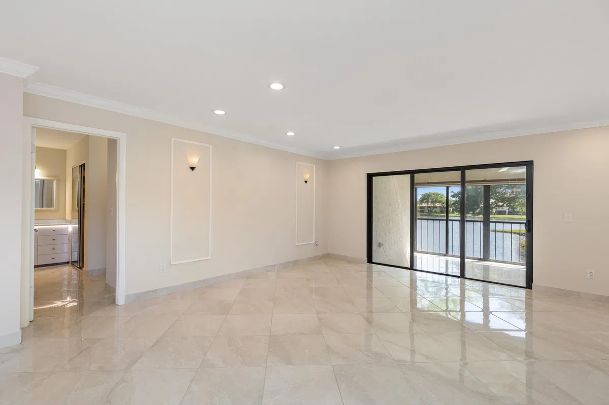 Boca Lago Country Club Homes Unit L photo 7