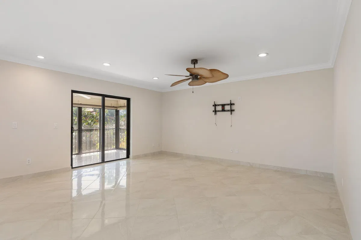 Boca Lago Country Club Homes Unit L photo 10