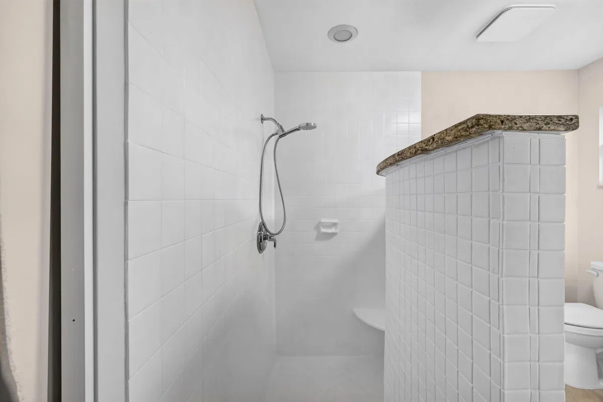 Residence photo 34