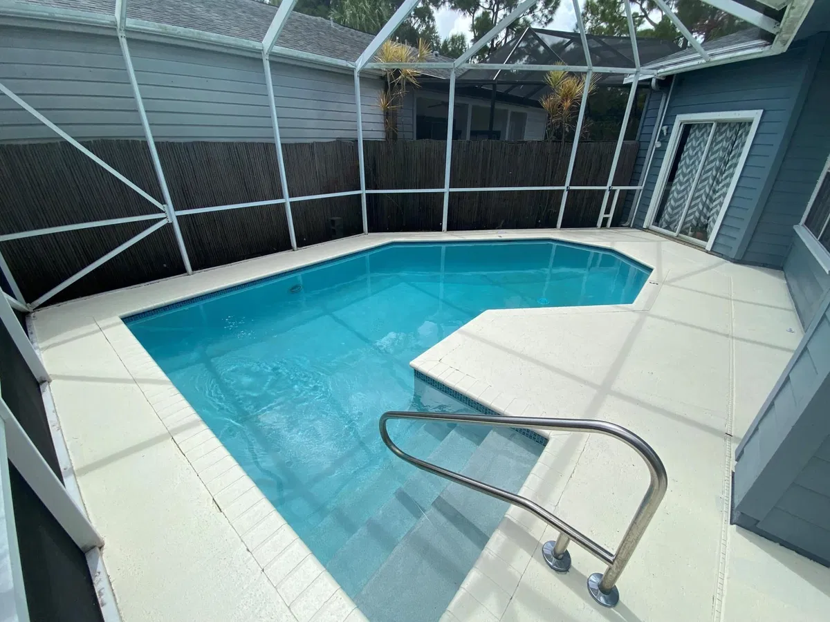 Residence photo 4