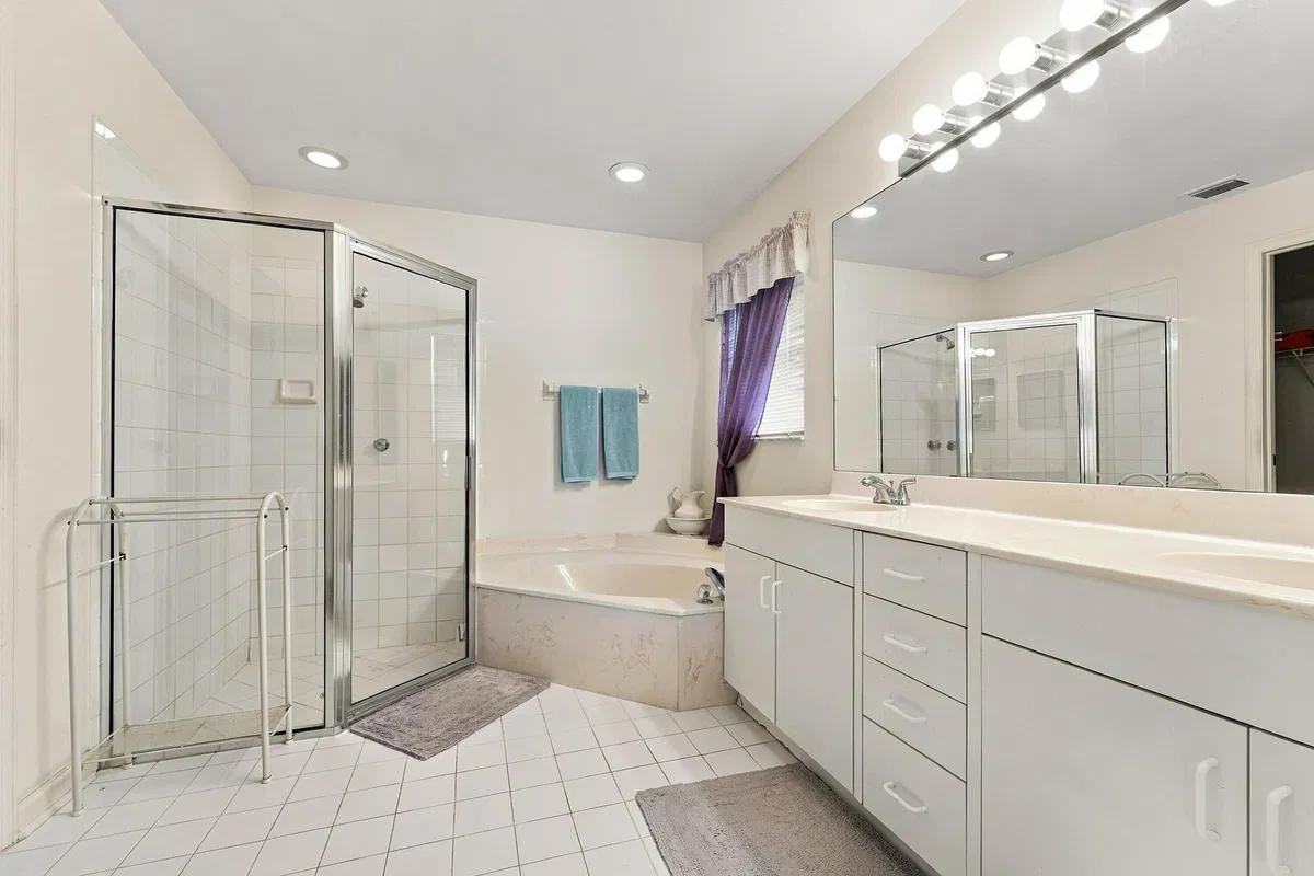 Residence photo 10
