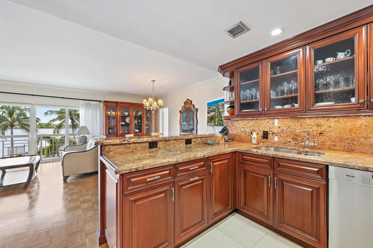 North End Palm Beach Unit 408 photo 22