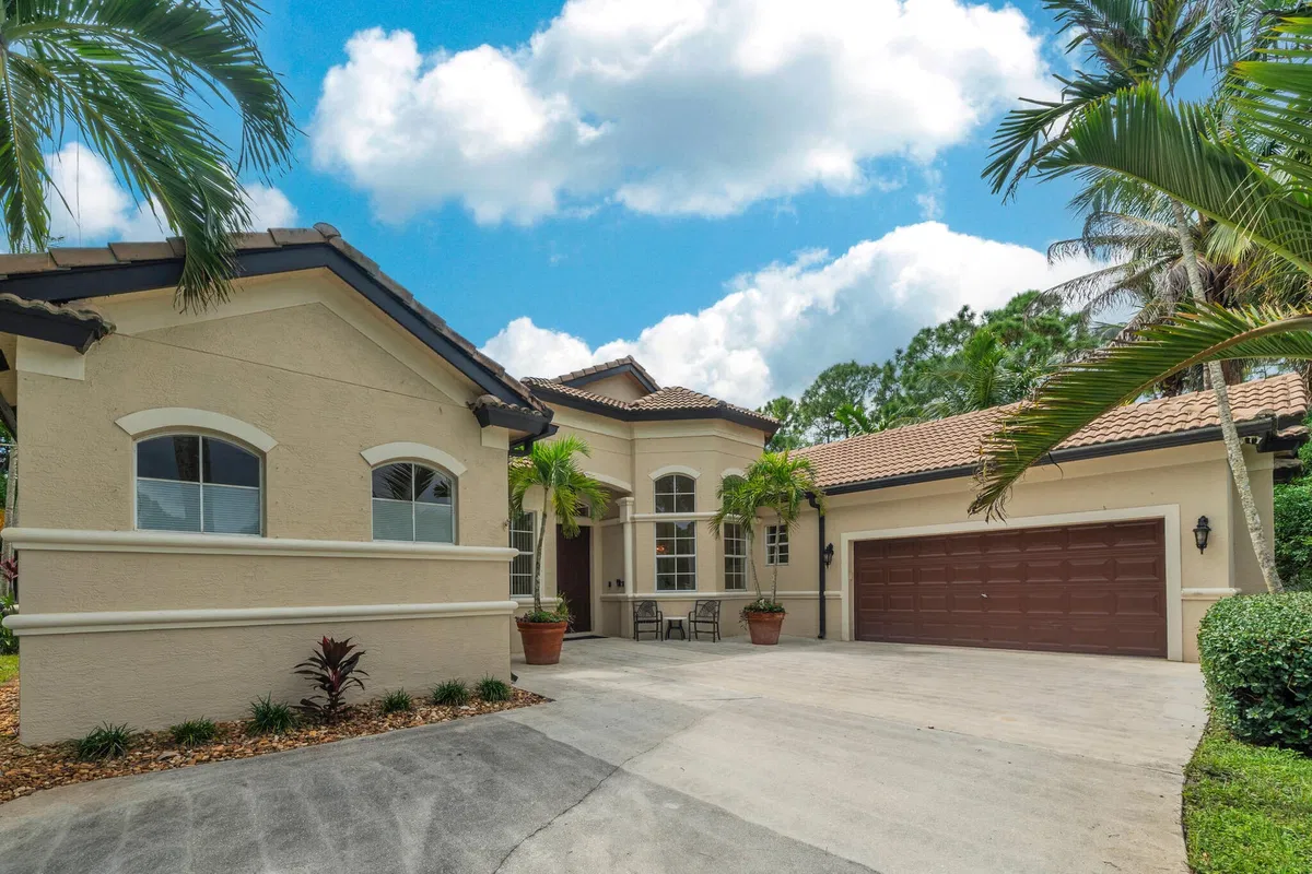 Residence photo 4
