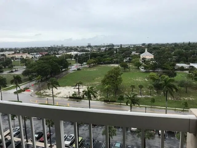 2600 N Flagler Residence