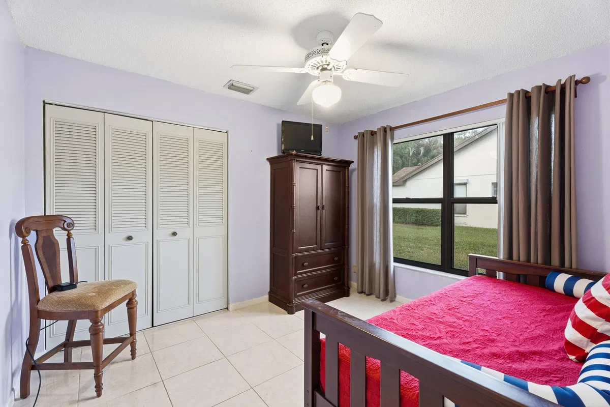 Unit 123H photo 13