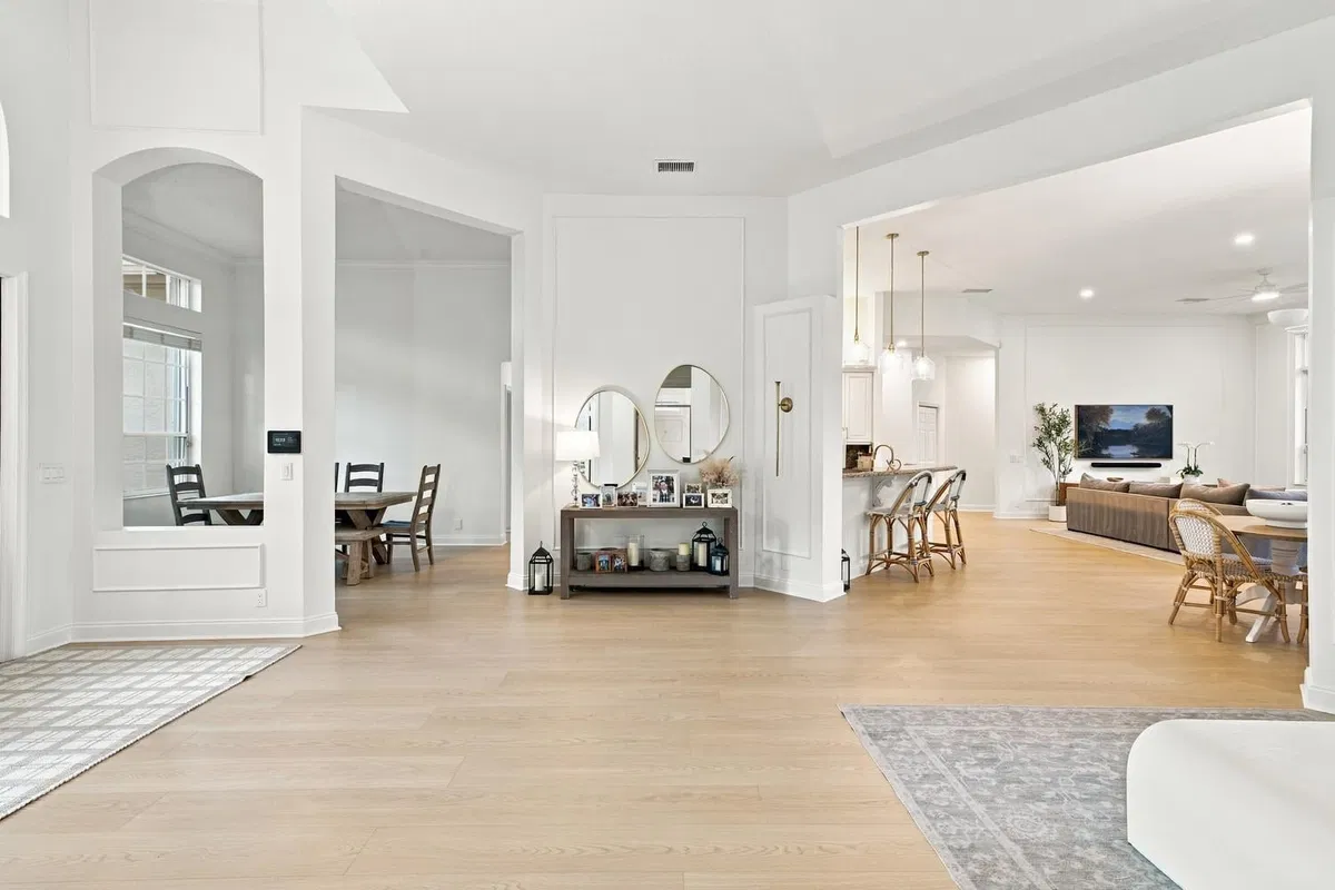 Residence photo 19