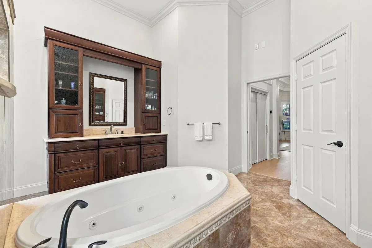 Residence photo 37