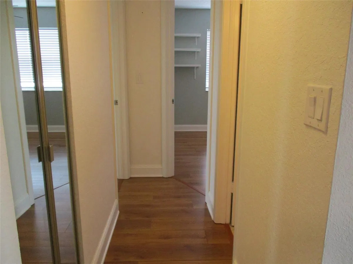 Unit 312 photo 19