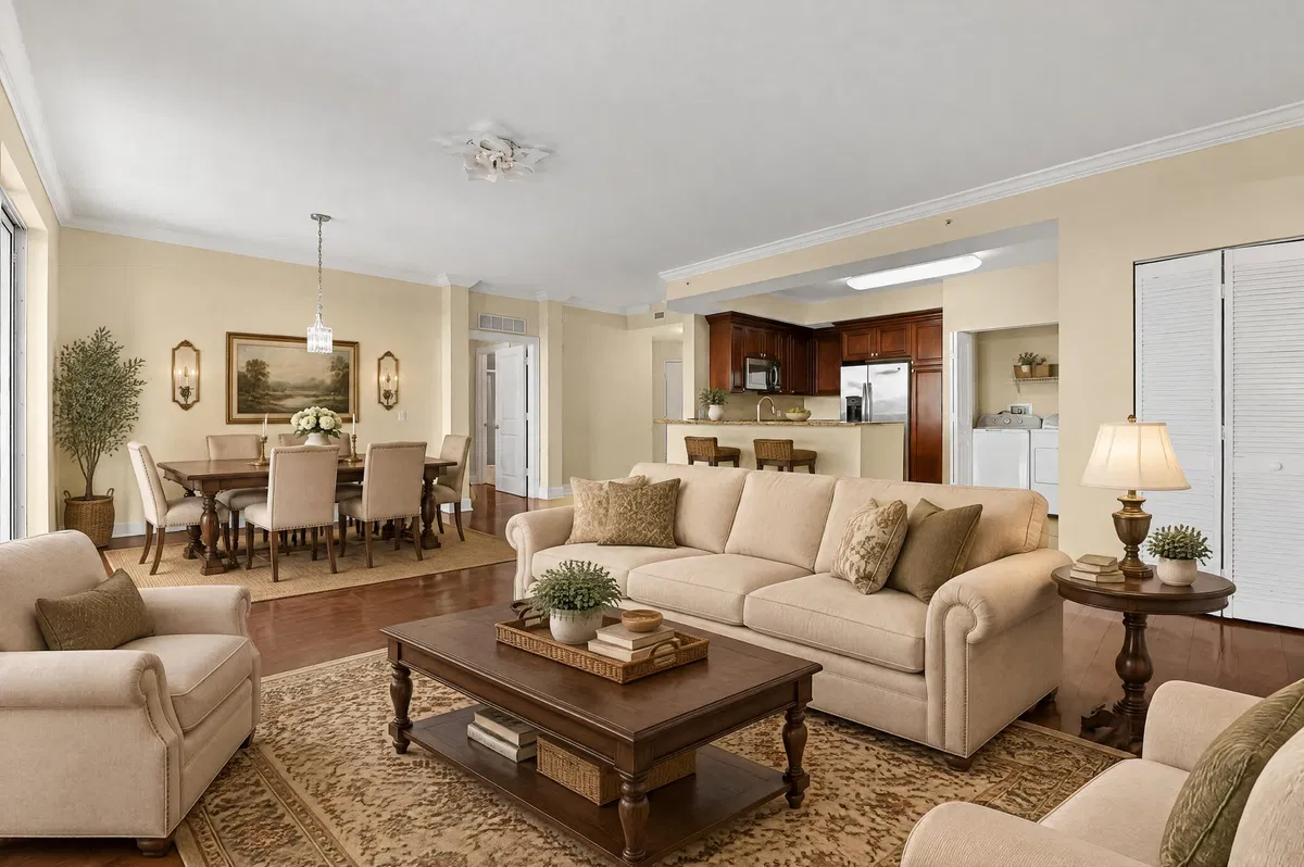 Renaissance Commons I Unit 2517 photo 4