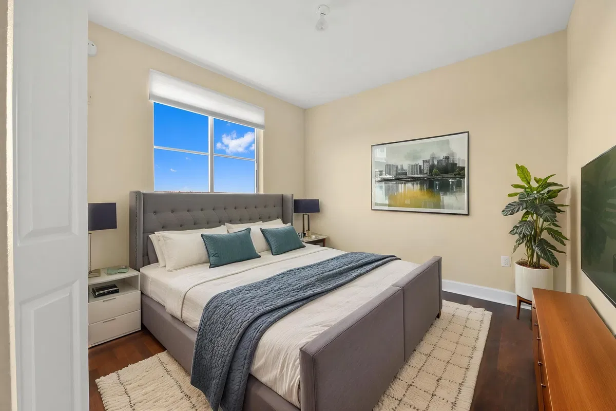 Renaissance Commons I Unit 2517 photo 16