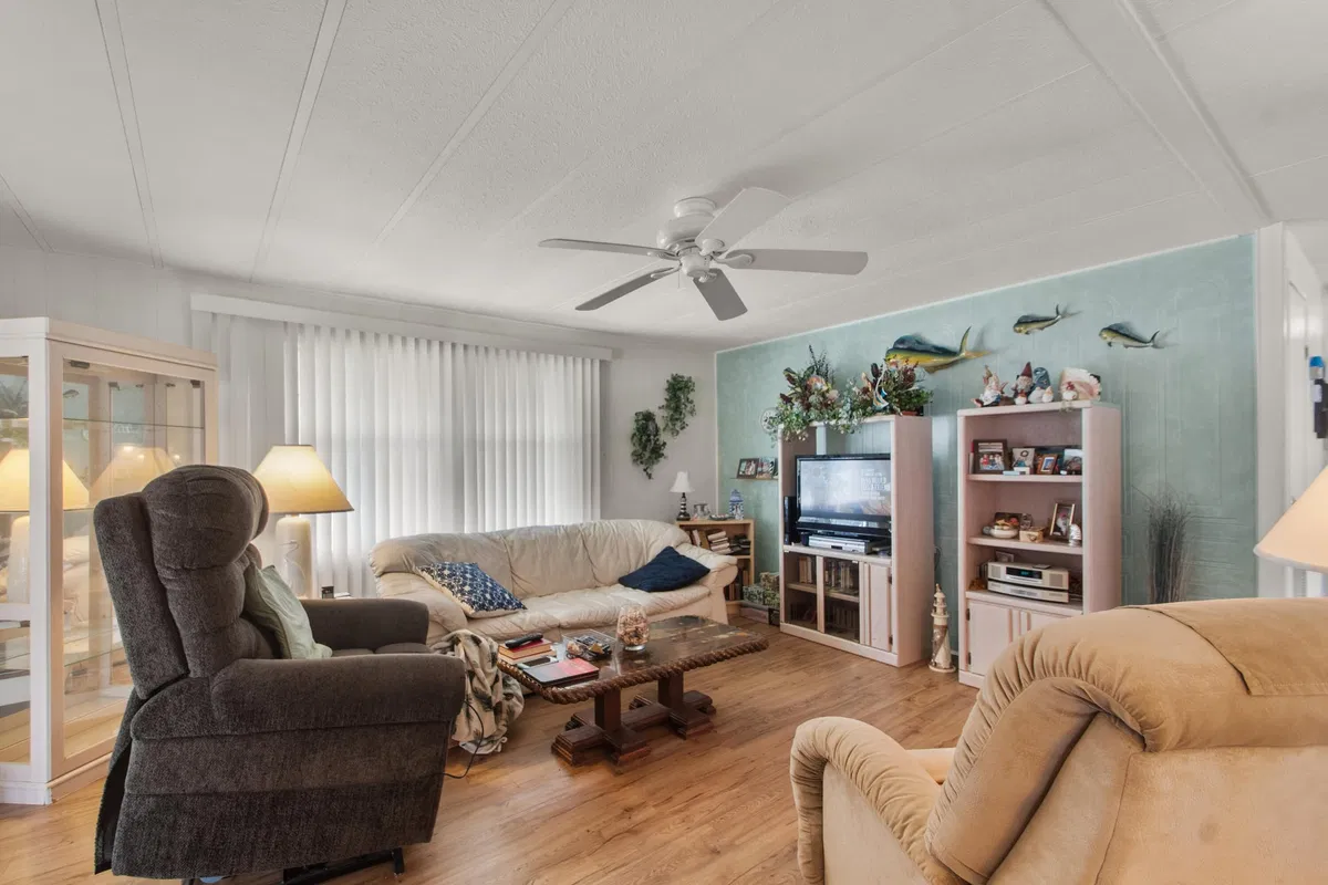Residence photo 13