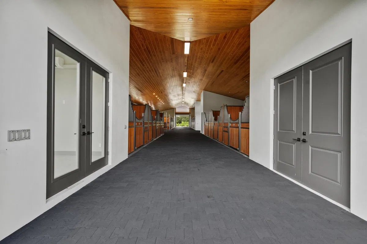 Palm Beach Point Residence photo 37