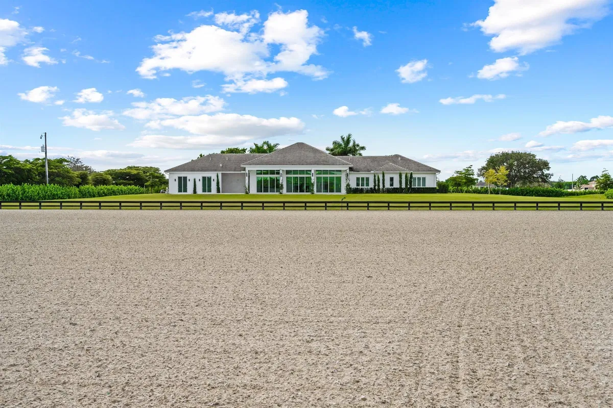 Palm Beach Point Residence photo 49