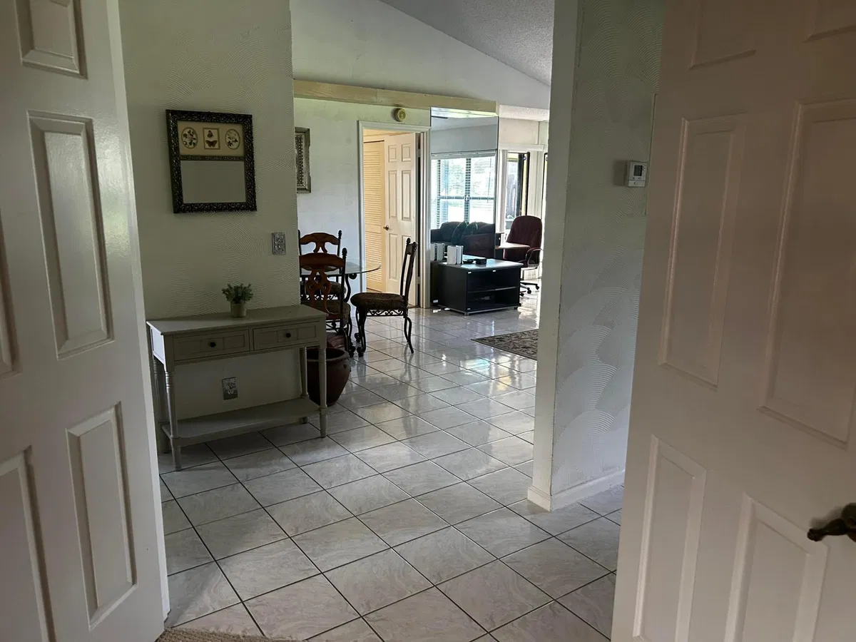 Residence photo 13
