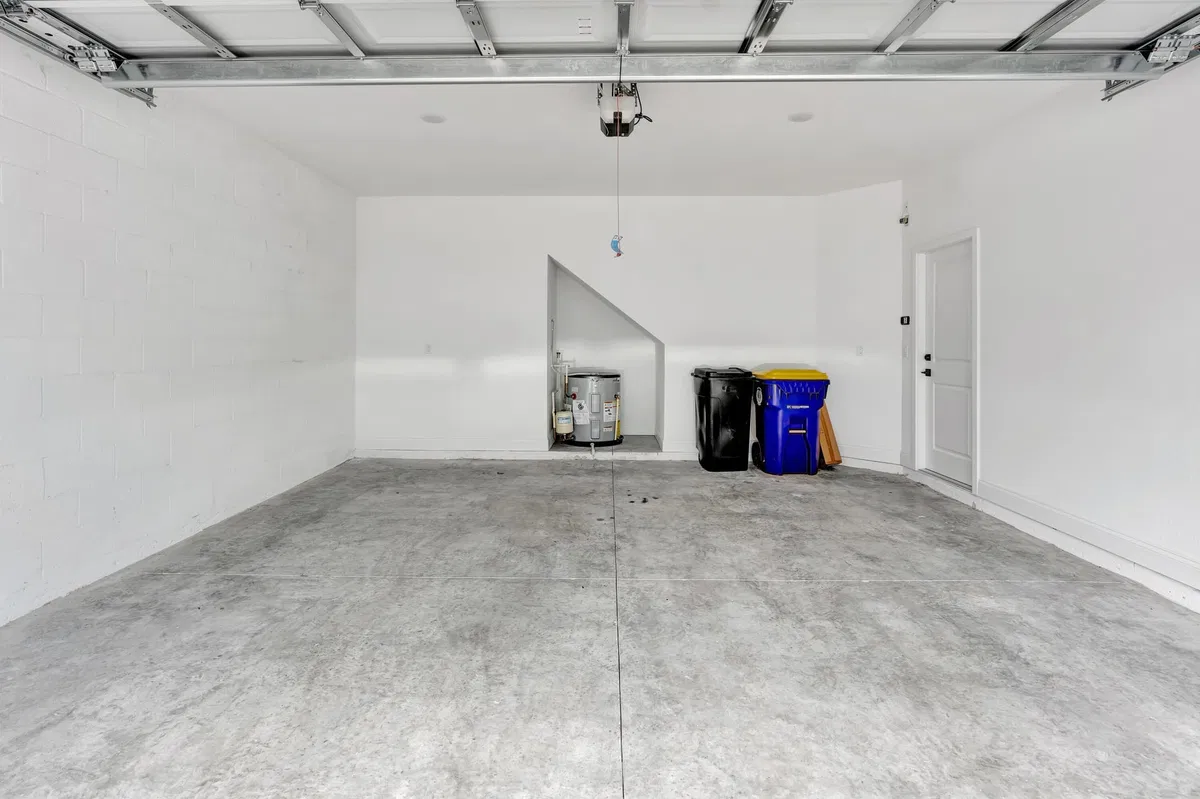 Residence photo 13