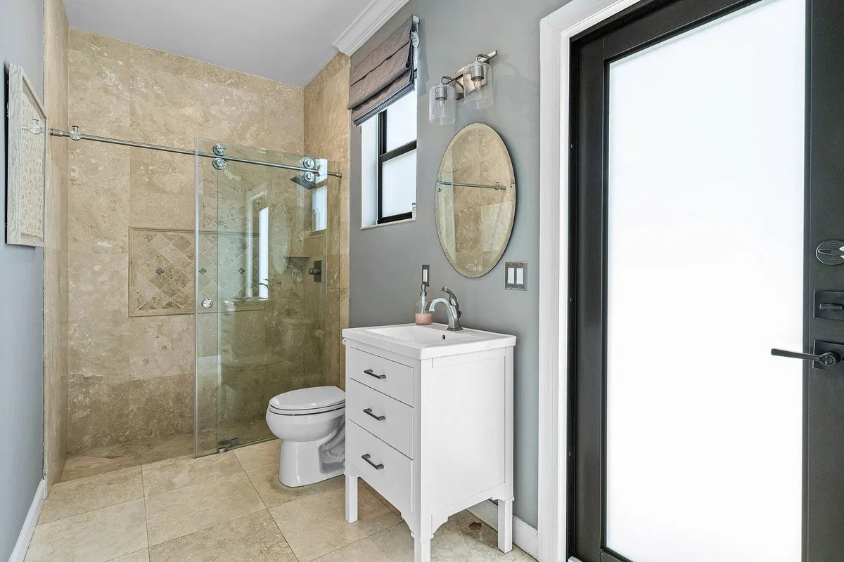 Residence photo 25