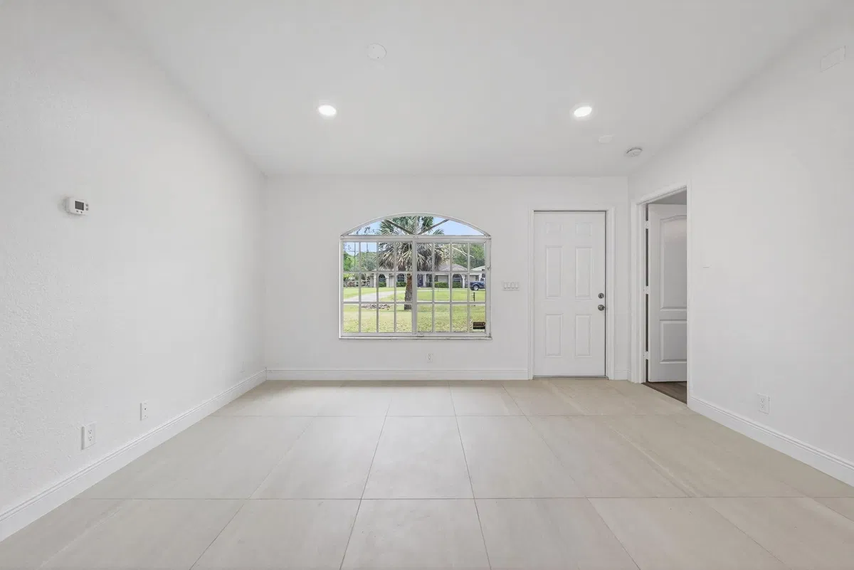 Residence photo 7