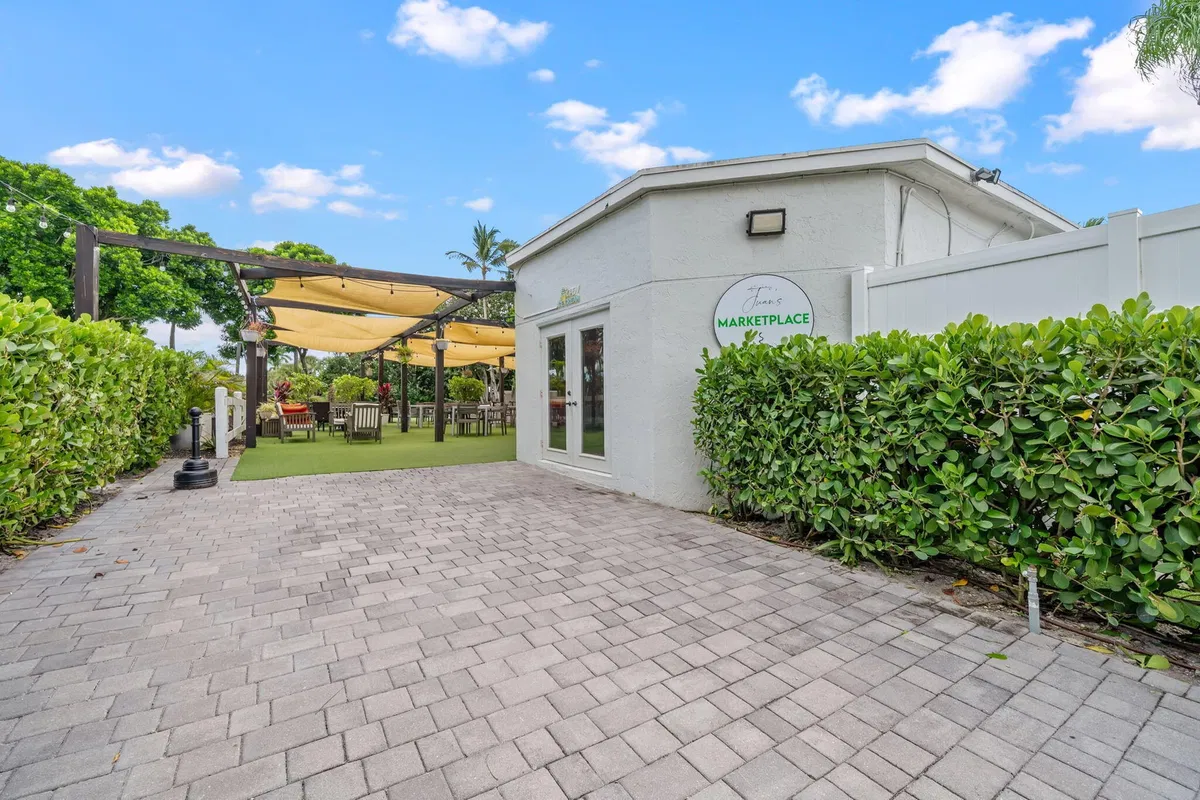 Residence photo 31