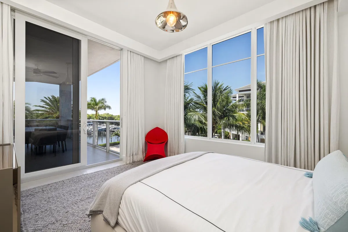 Azure Palm Beach Gardens Unit 303 photo 22