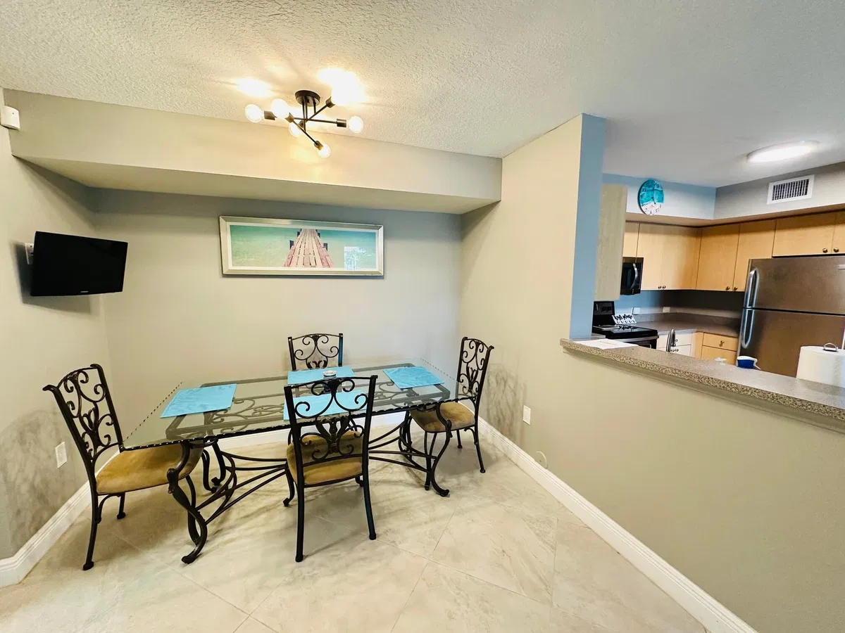  Residence photo 19