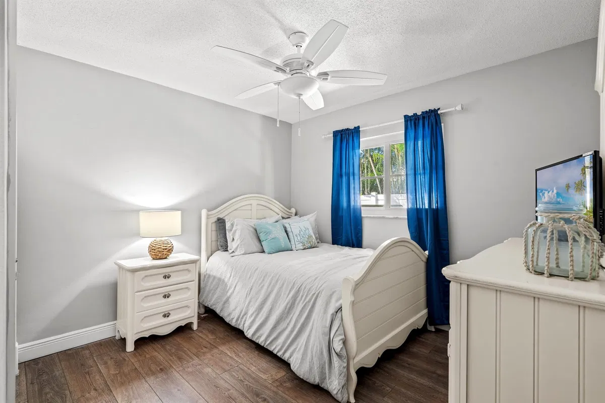 Residence photo 25