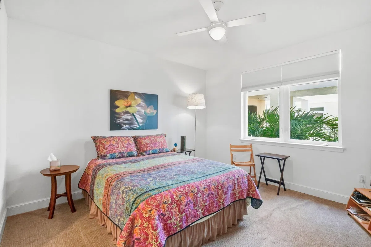 Unit 202 photo 25