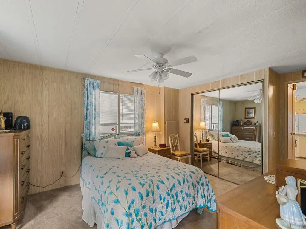 Residence photo 22