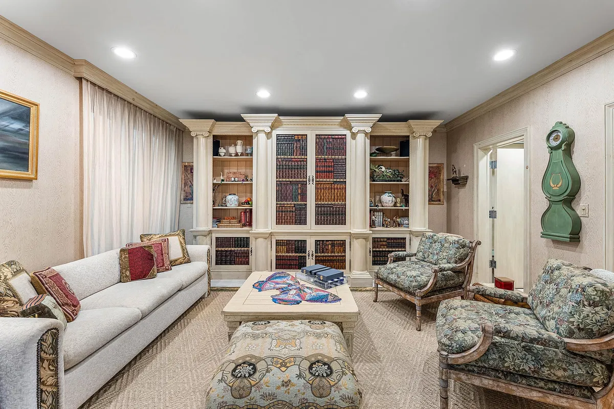 Sloan's Curve Palm Beach Residence photo 25