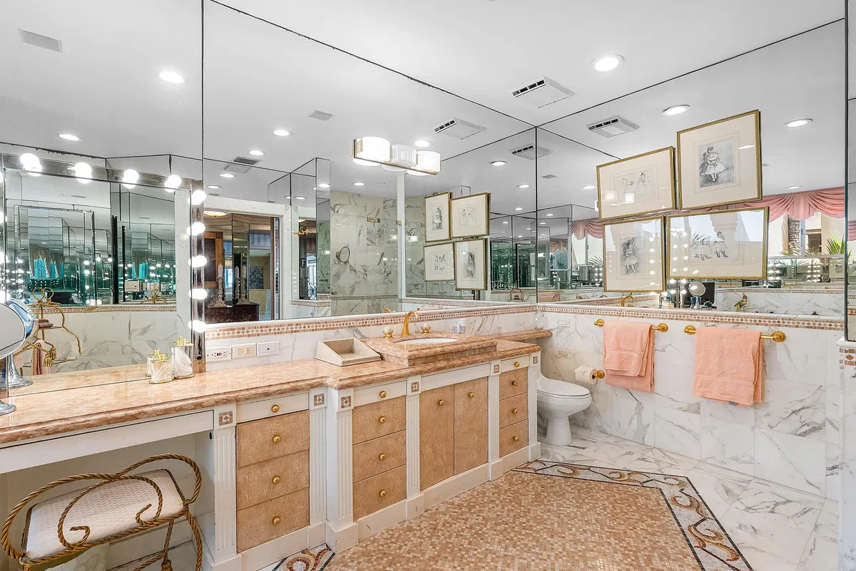 Sloan's Curve Palm Beach Residence photo 28