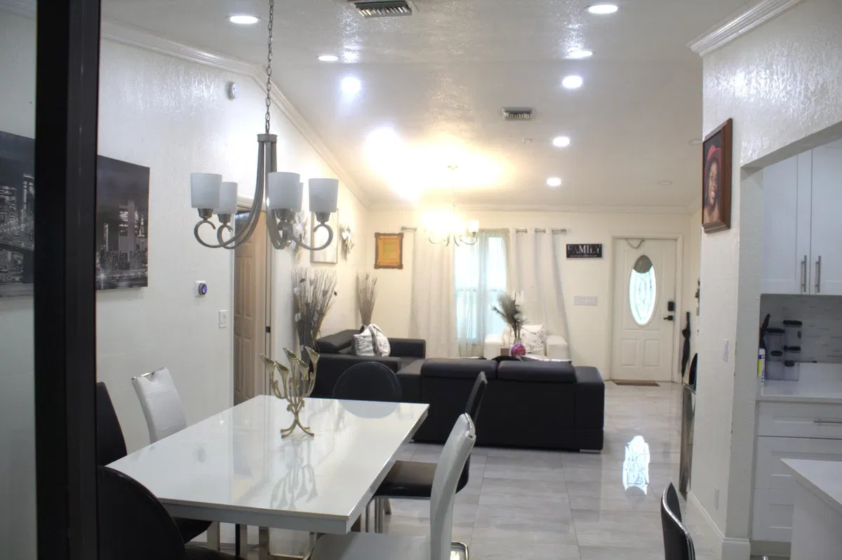 Residence photo 25