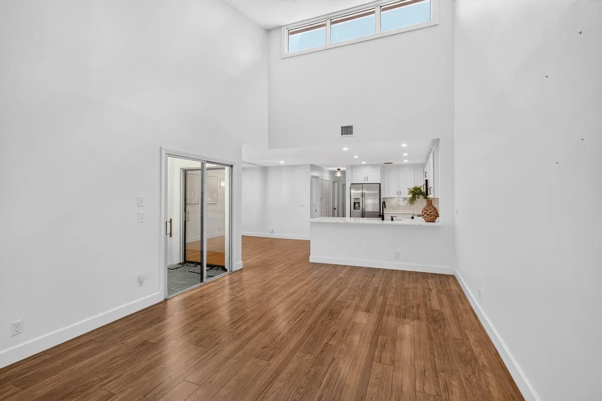 Residence photo 19