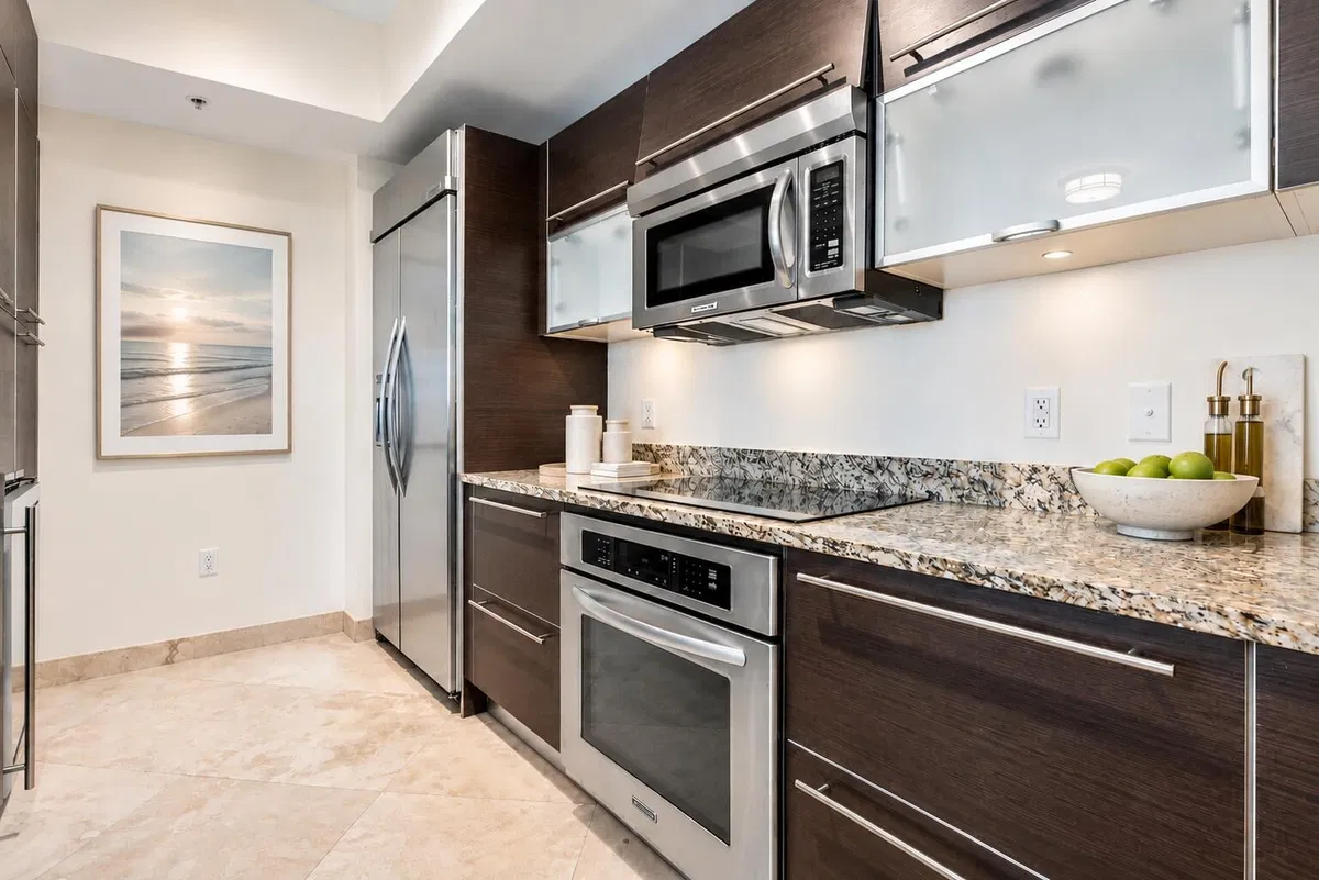 CityPlace South Tower Unit 1207 photo 7