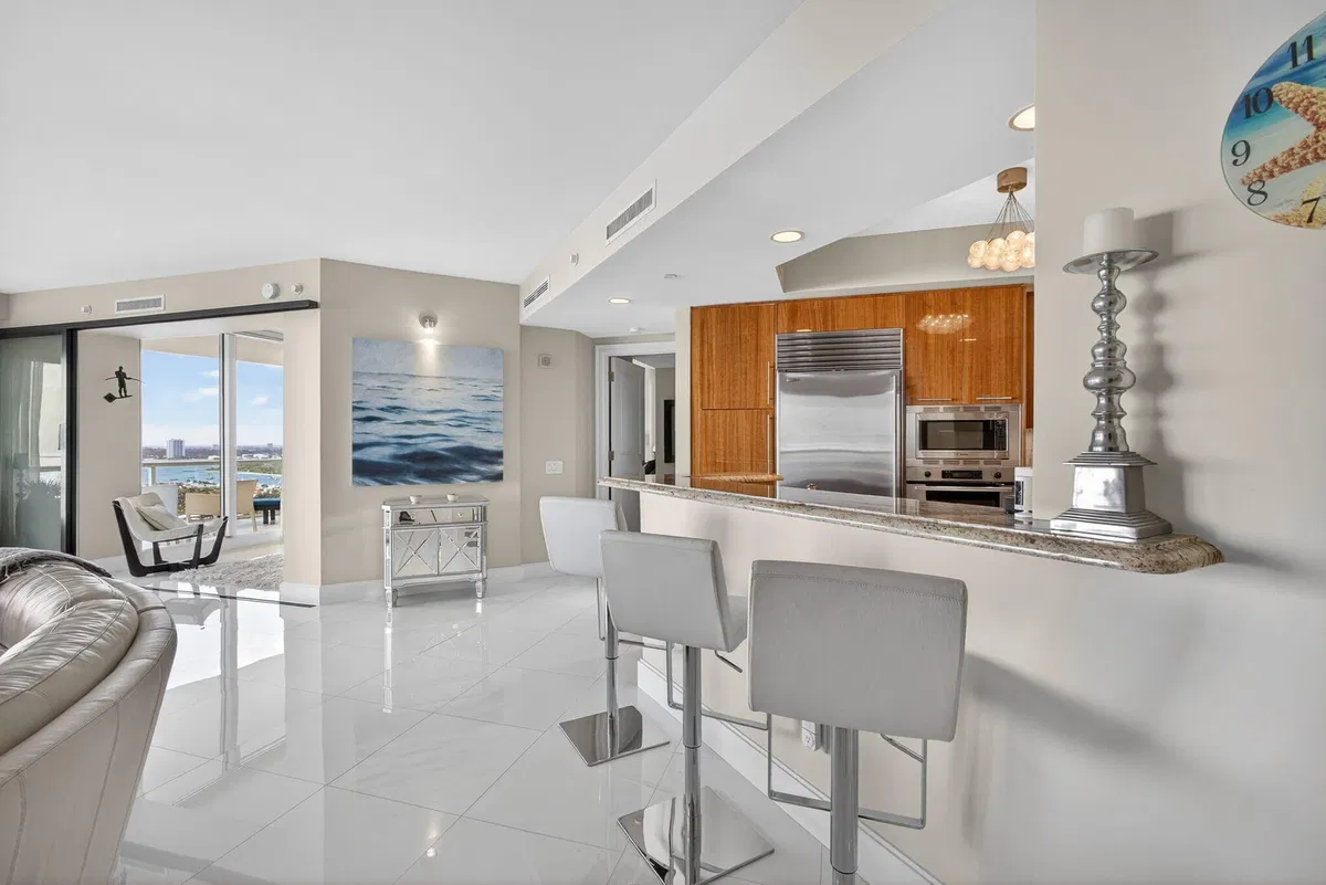 Ritz Carlton Residences Singer Island Unit 2005b photo 16