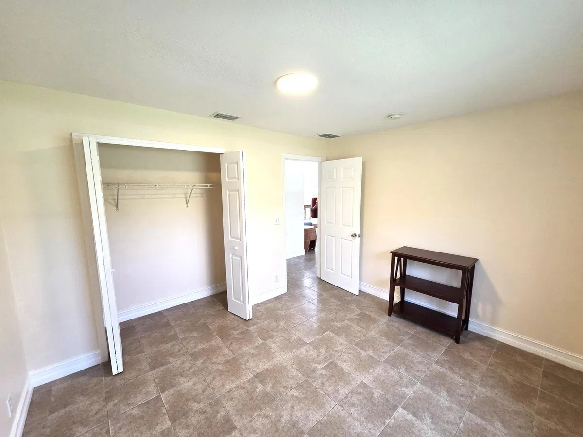 Residence photo 19