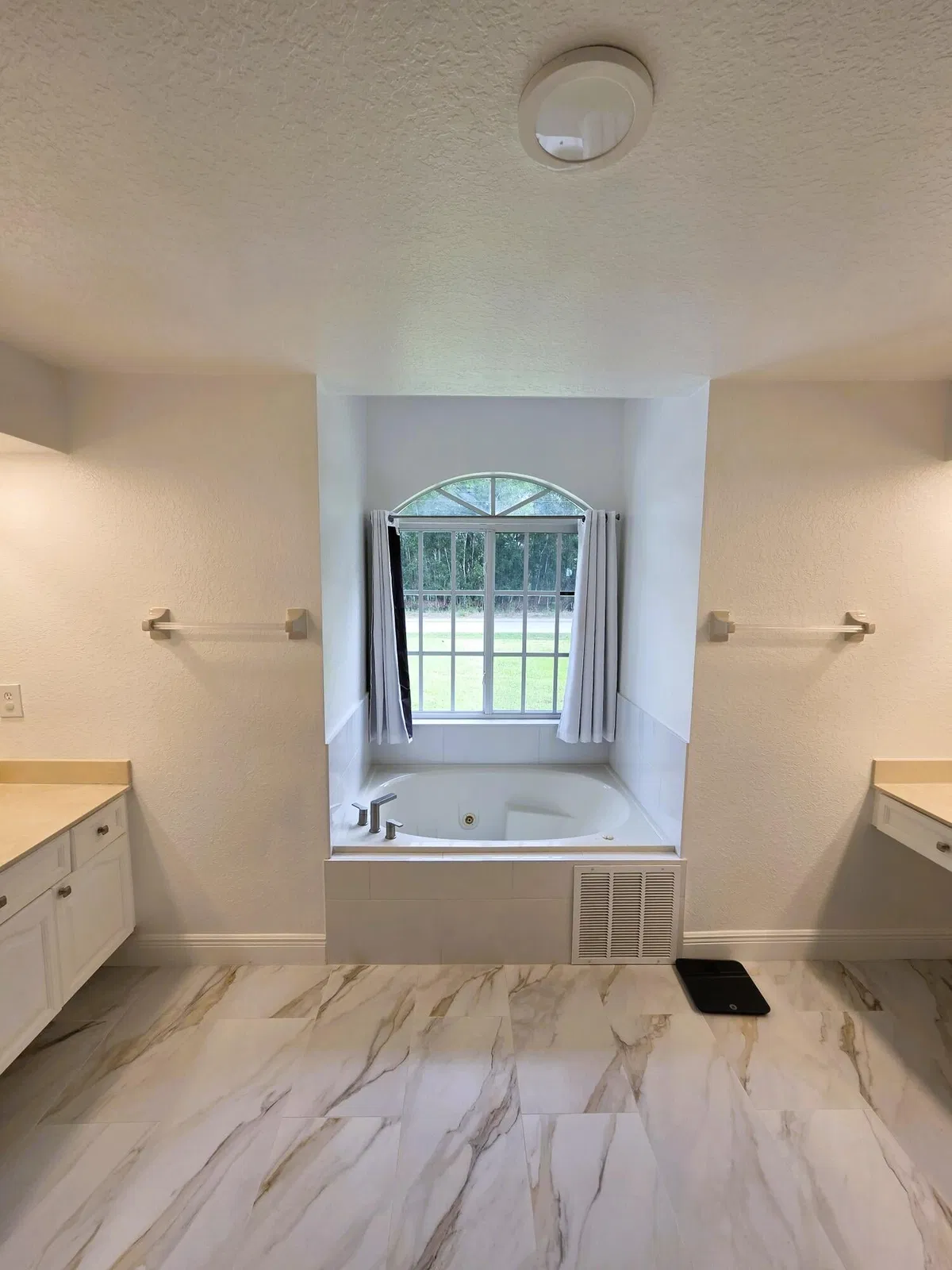 Residence photo 31