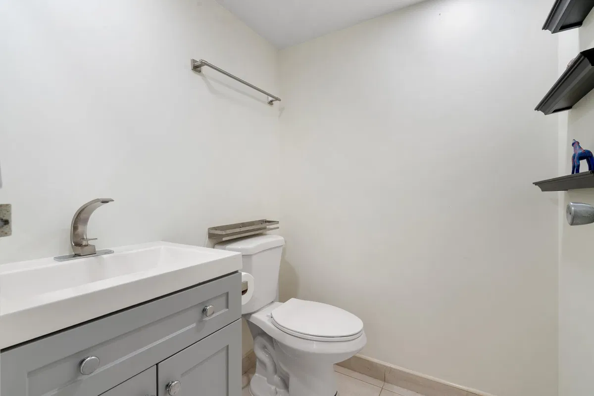 Residence photo 10