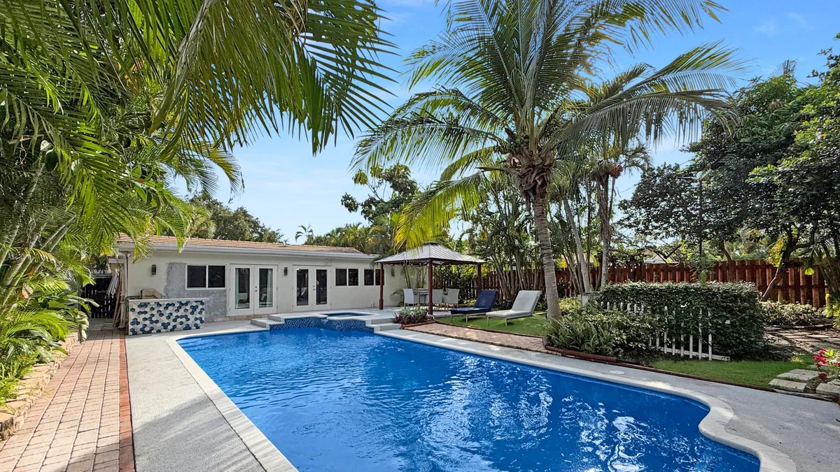 Residence photo 4