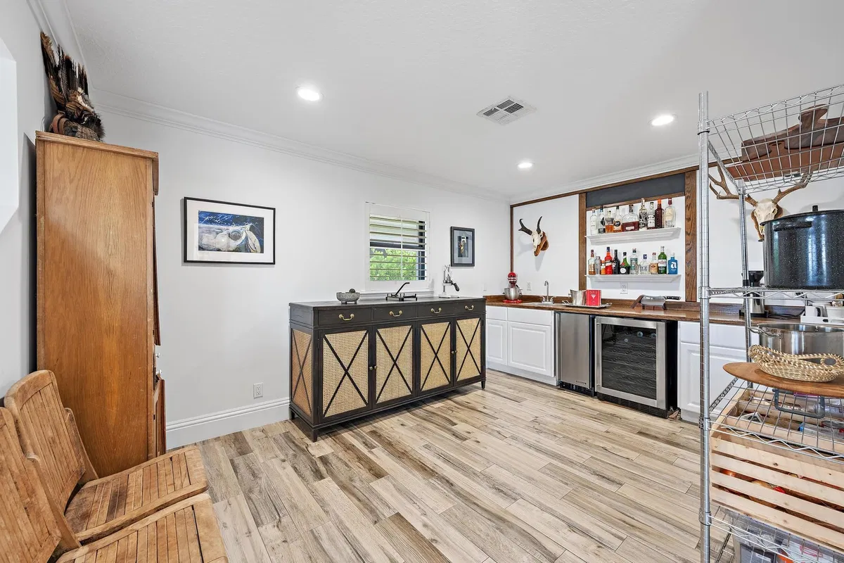 Residence photo 19