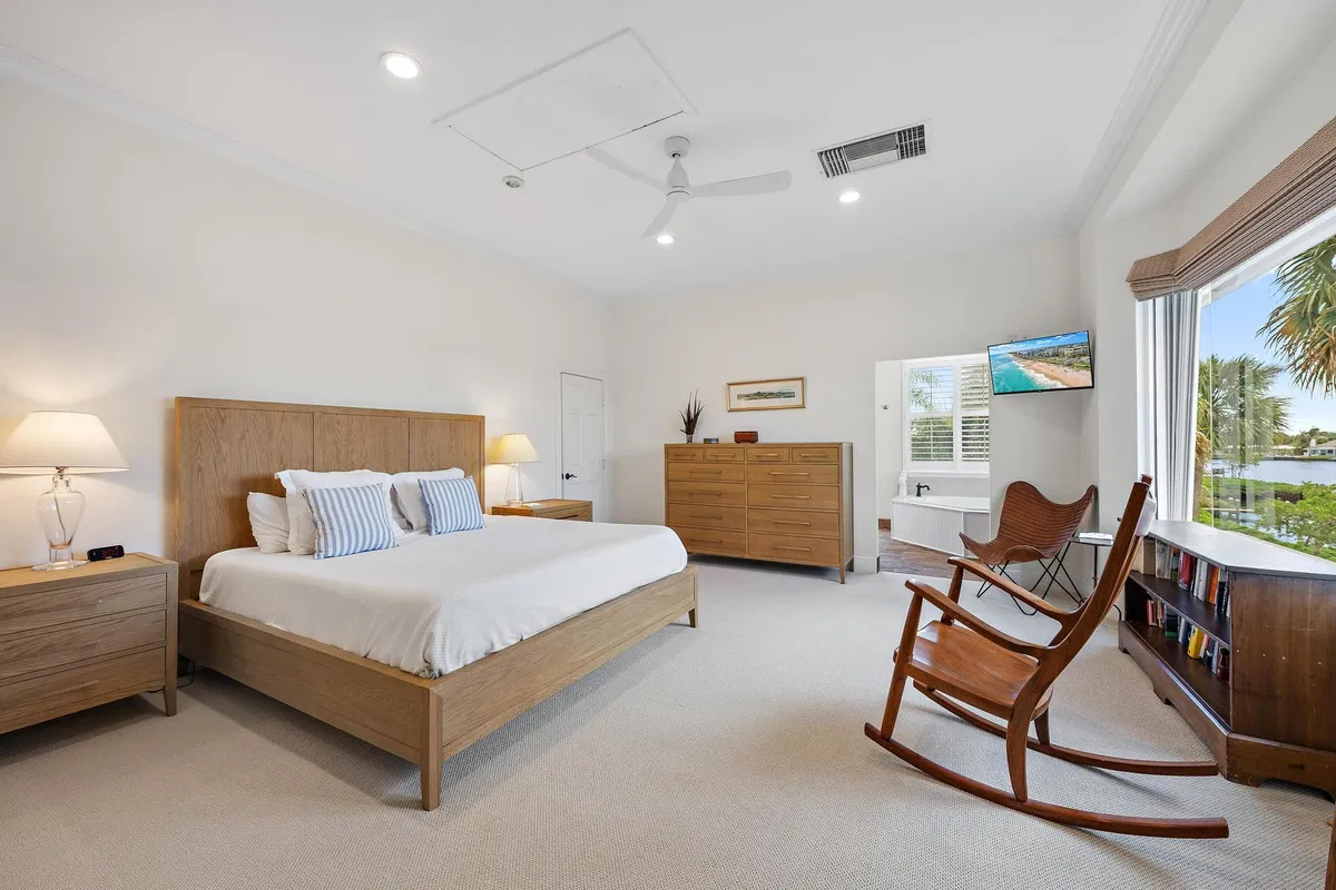 Residence photo 25