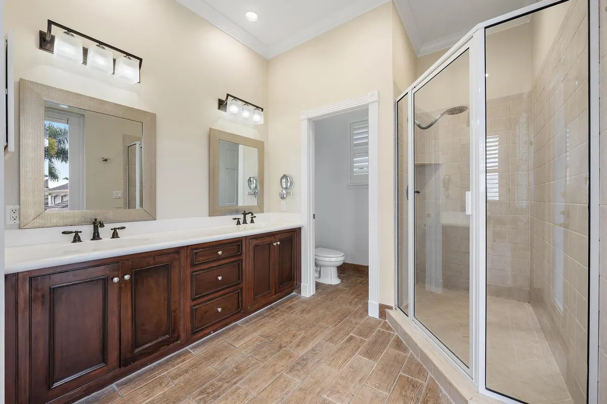 Residence photo 28