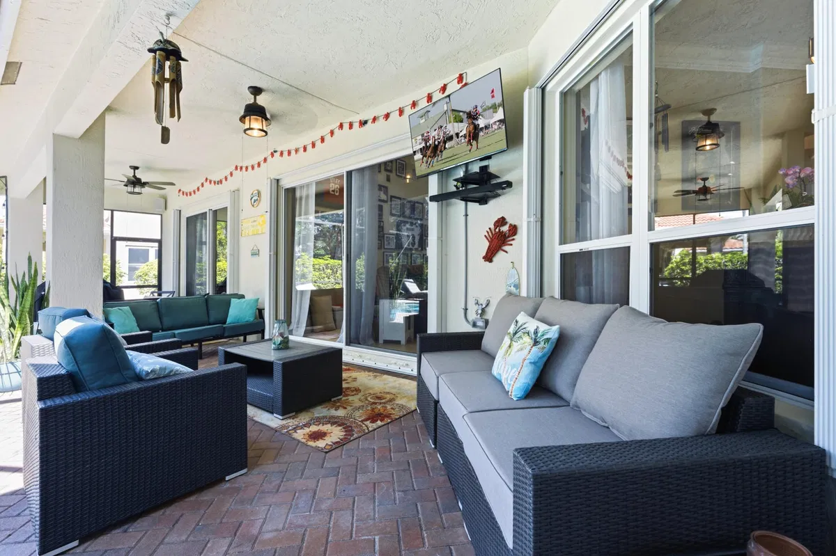 Residence photo 28