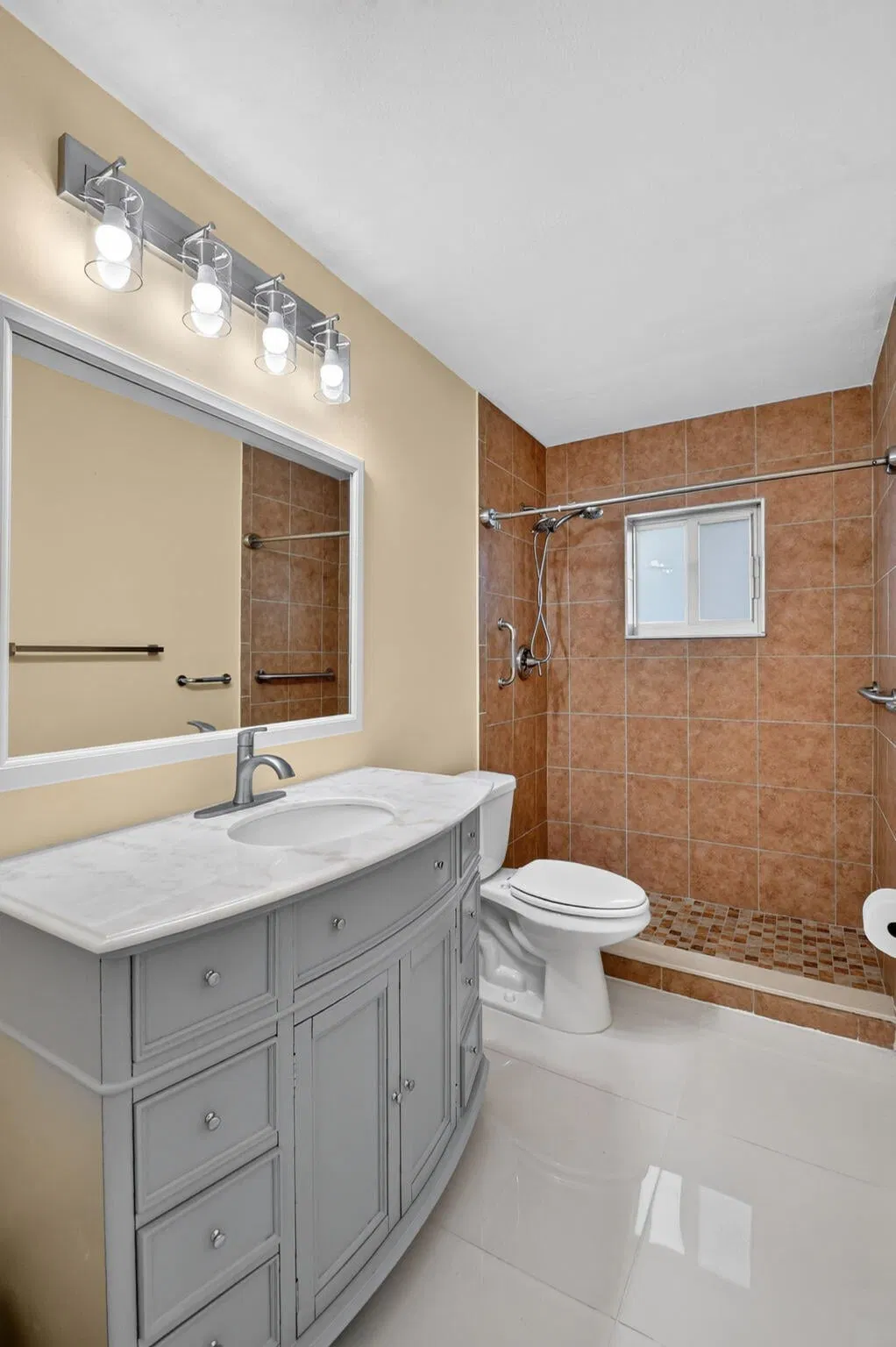 Residence photo 16