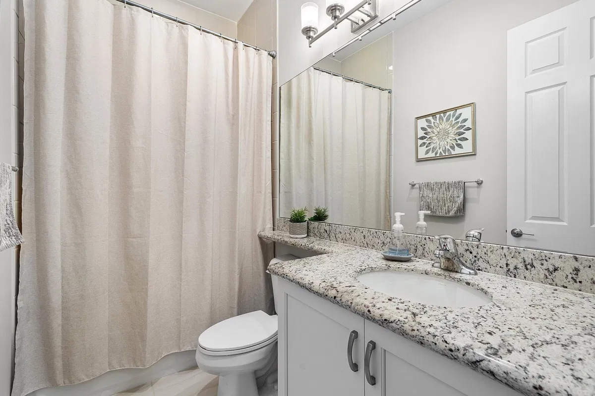 Residence photo 19