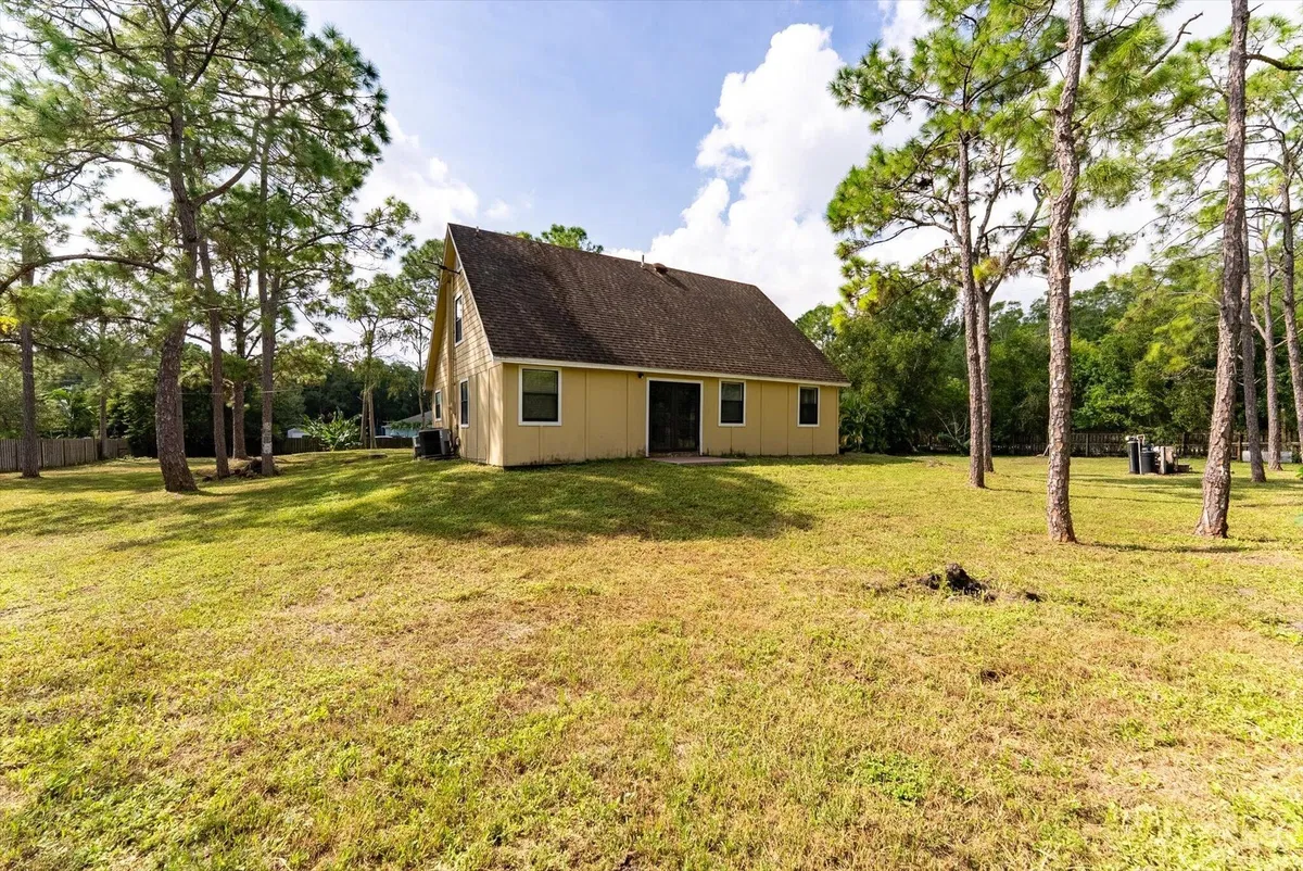 Residence photo 34