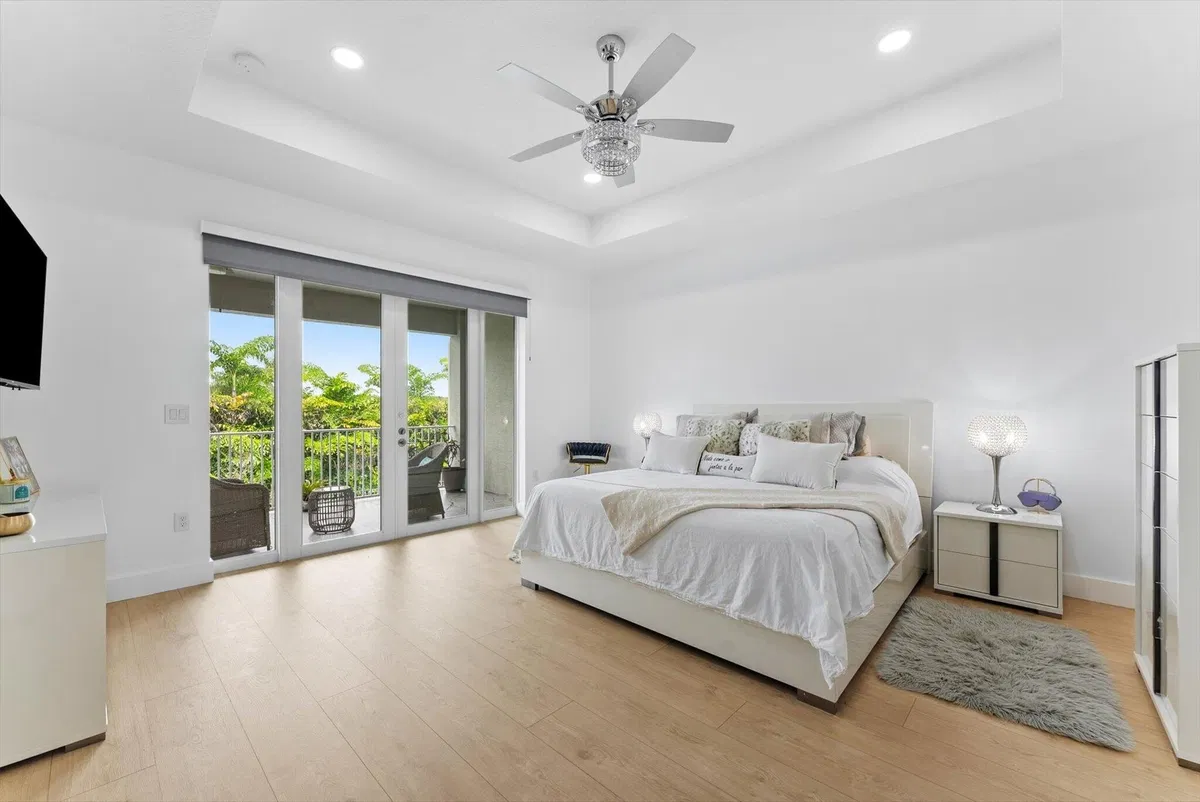 Residence photo 28