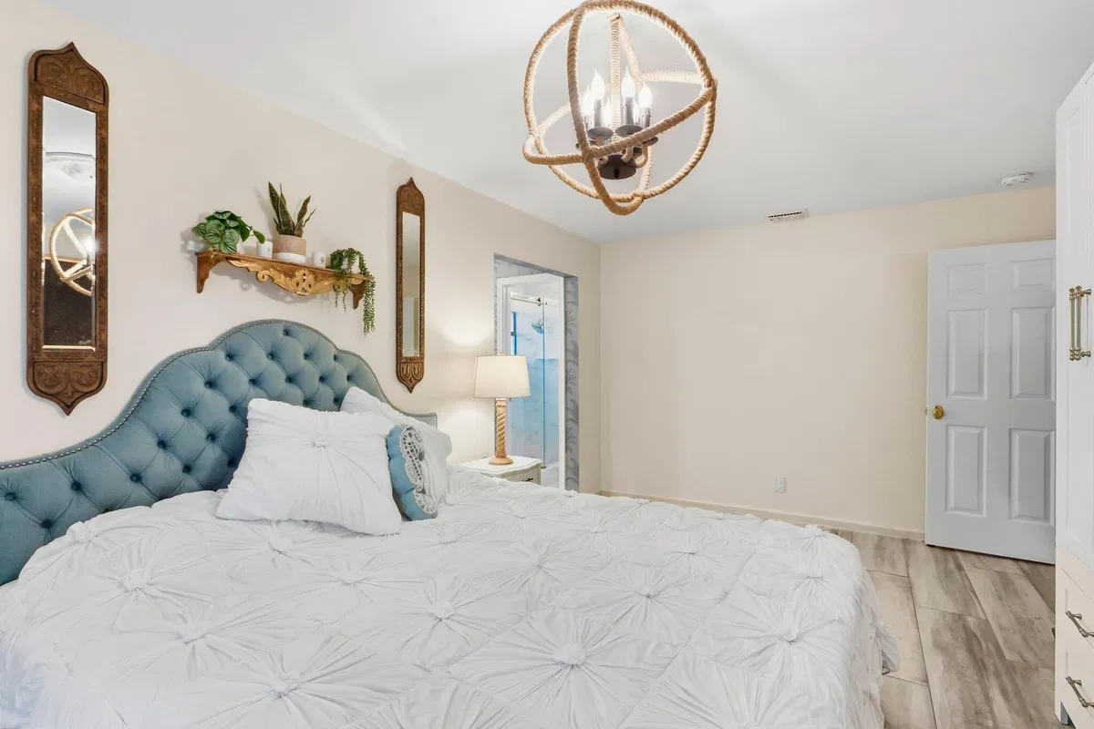  Residence photo 25