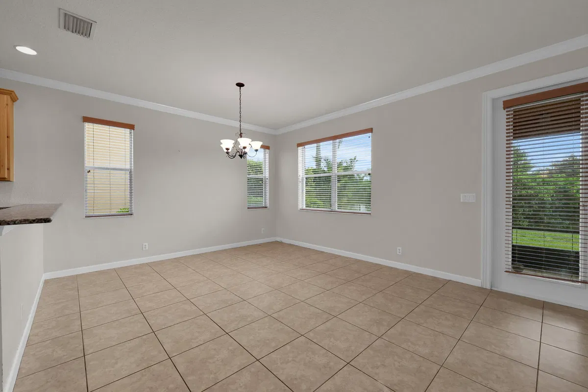 Residence photo 10