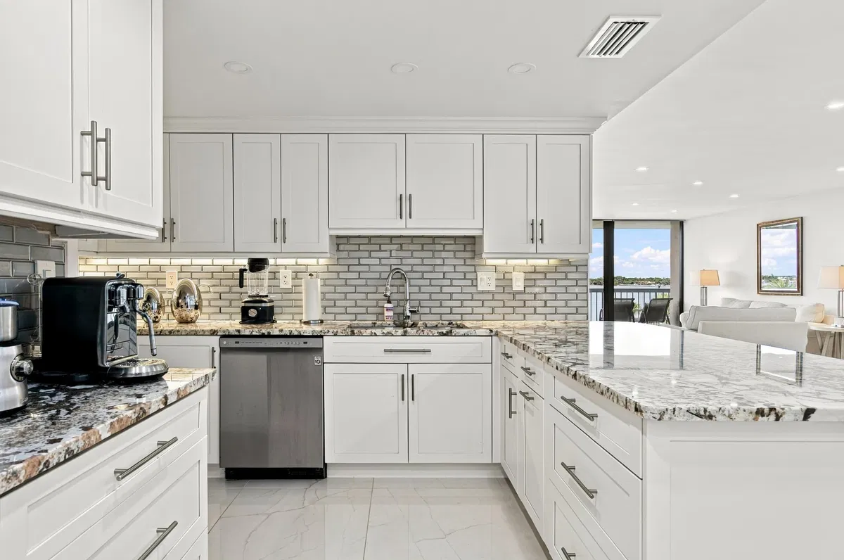 The Meridian Unit 306N photo 13